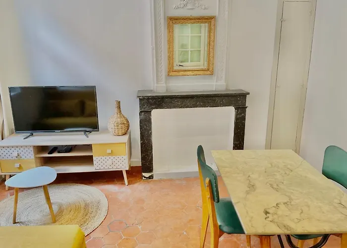 La Suite Du Castillet